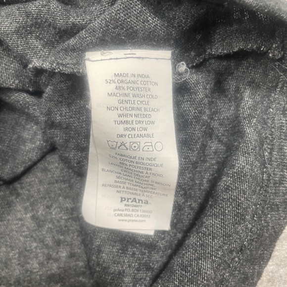 Prana Medium Grey Long Sleeve Lacey Arms Cotton/Polyester Top - Picture 6 of 7